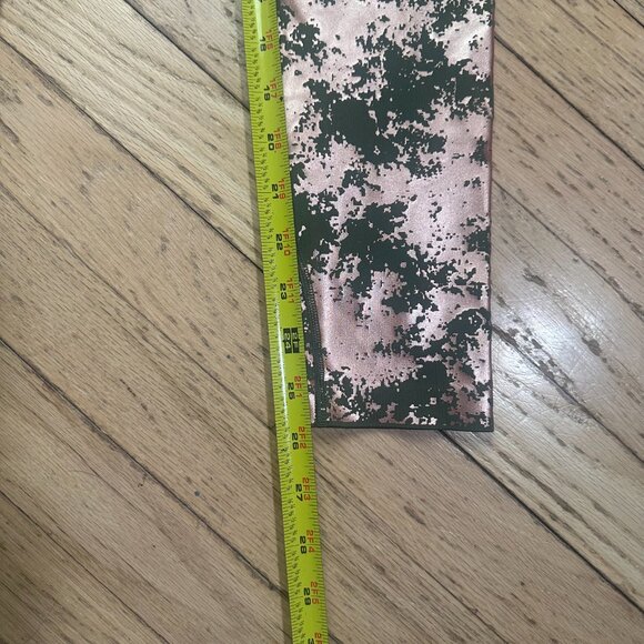 PUMA Premium Olive and Rose Gold Wide Waistband Leggings Size XS - Picture 5 of 6